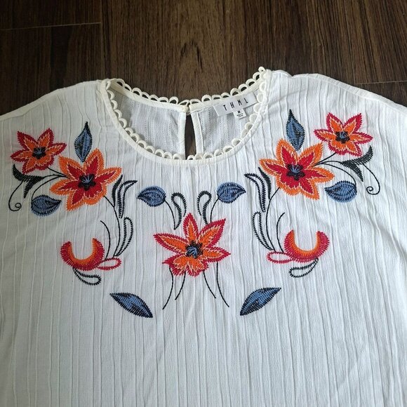 💙 THML Boho Prairie Style Embroidered Lightweight Short Sleeve Cotton Blouse - Picture 5 of 9